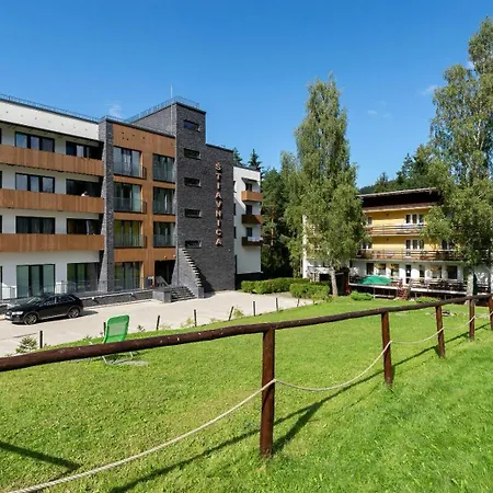 Apartman 307 *